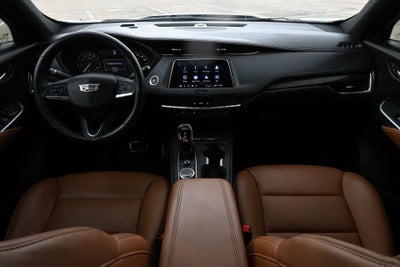 2022 Cadillac XT4 Sport