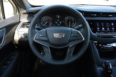 2026 Cadillac XT5 Luxury
