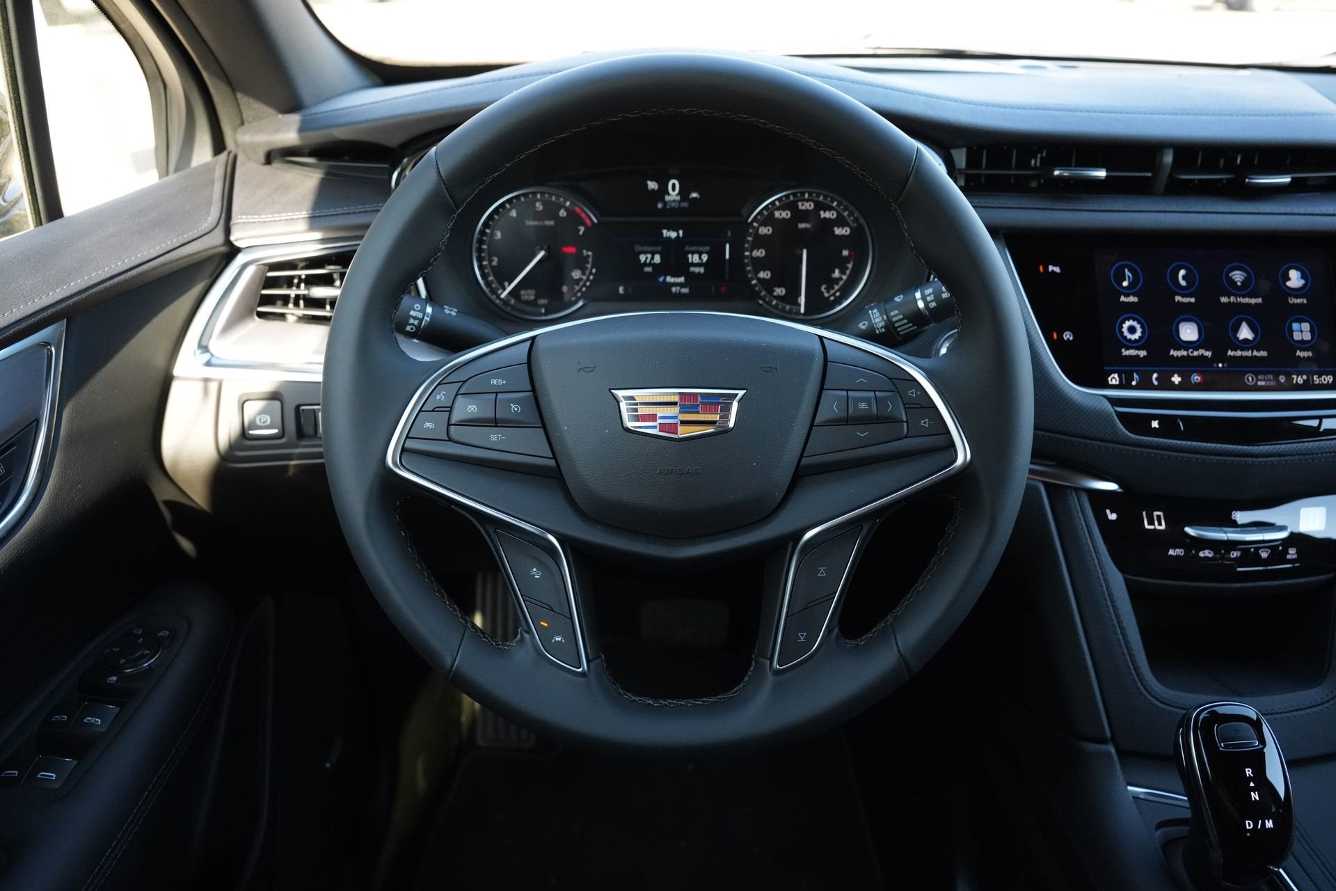 2026 Cadillac XT5 Luxury