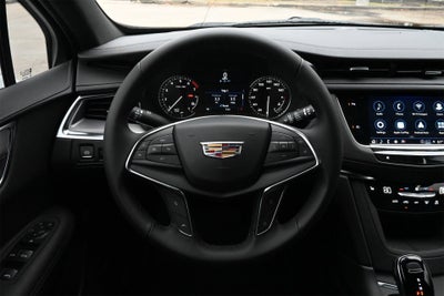 2026 Cadillac XT5 Luxury