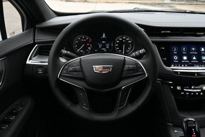 2026 Cadillac XT5 Luxury