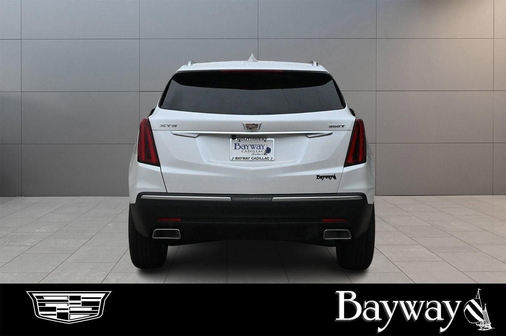2026 Cadillac XT5 Luxury