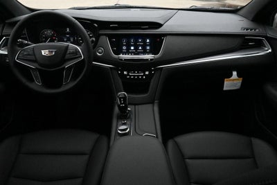 2026 Cadillac XT5 Luxury