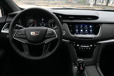 2026 Cadillac XT5 Luxury