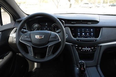 2026 Cadillac XT5 Luxury