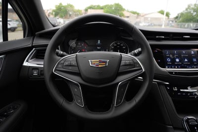 2026 Cadillac XT5 Luxury