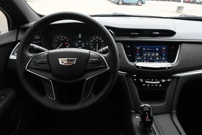 2026 Cadillac XT5 Luxury