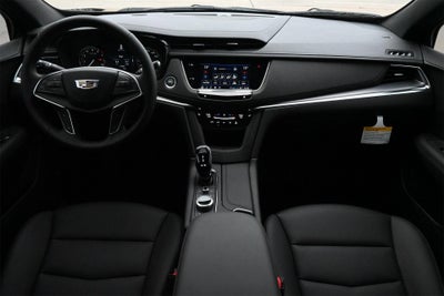 2026 Cadillac XT5 Luxury