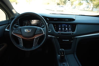 2023 Cadillac XT5 Premium Luxury