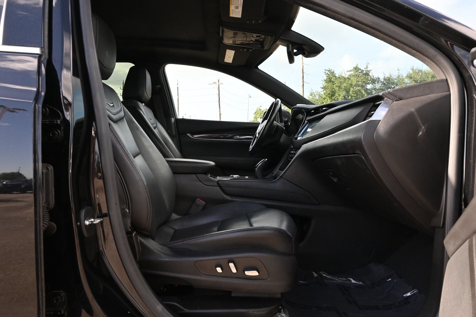 2023 Cadillac XT5 FWD Premium Luxury