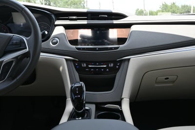 2021 Cadillac XT5 FWD Premium Luxury