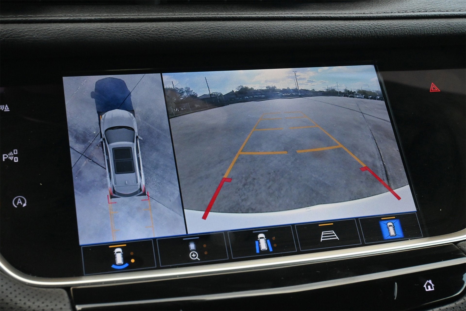 2022 Cadillac XT5 Sport