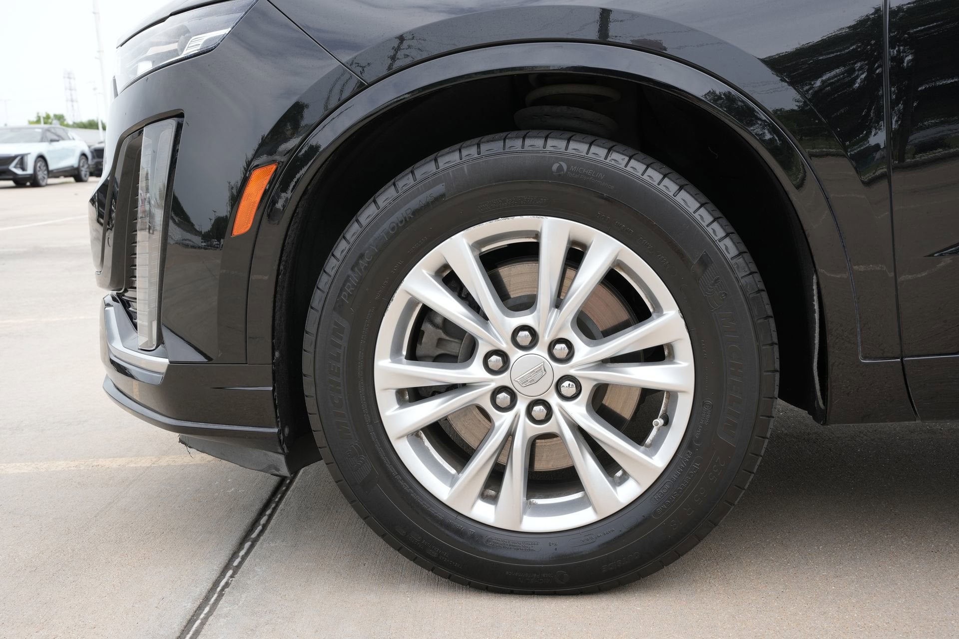 2024 Cadillac XT6 Luxury