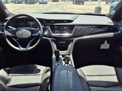 2025 Cadillac XT6 Premium Luxury
