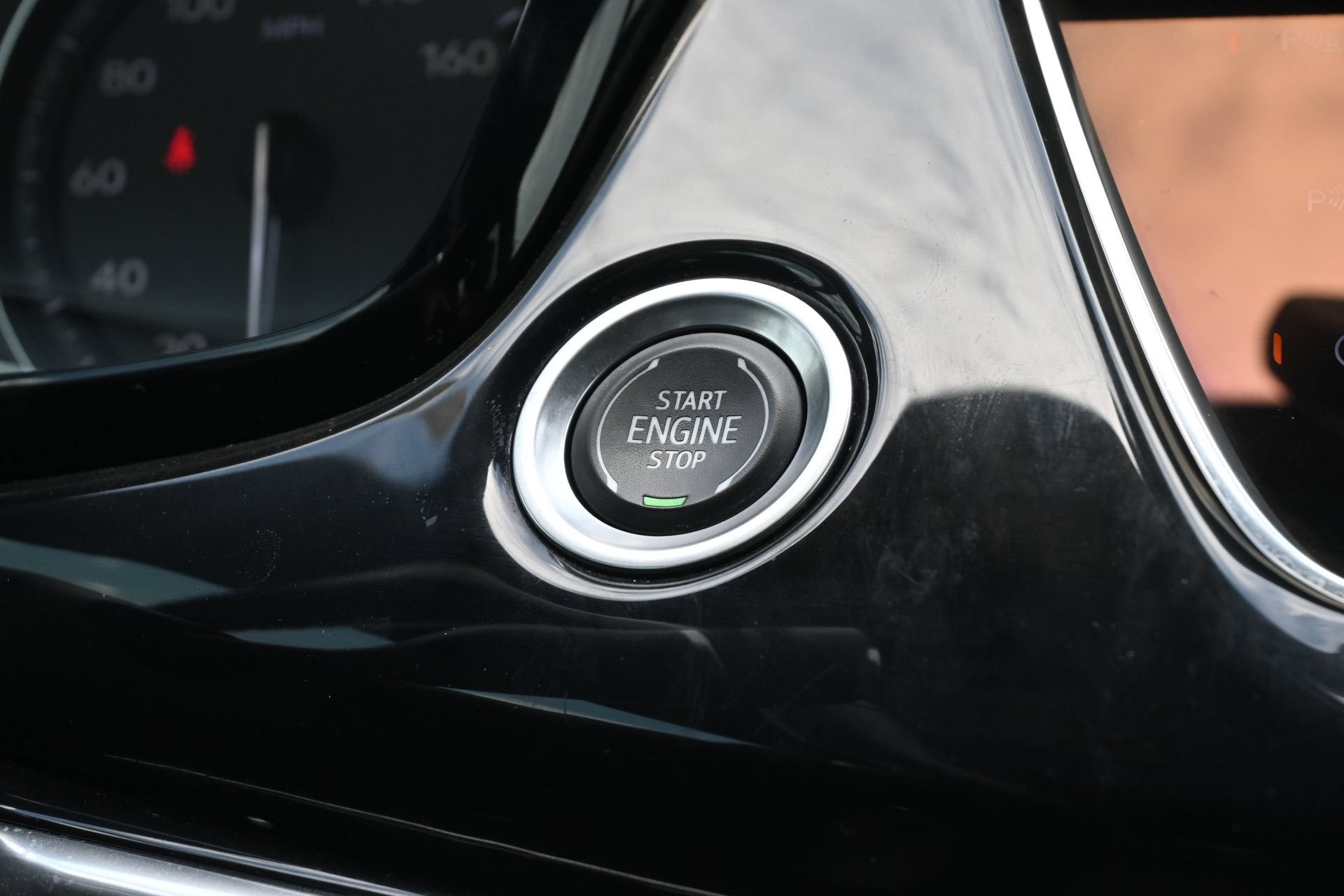 2023 Cadillac XT6 FWD Premium Luxury
