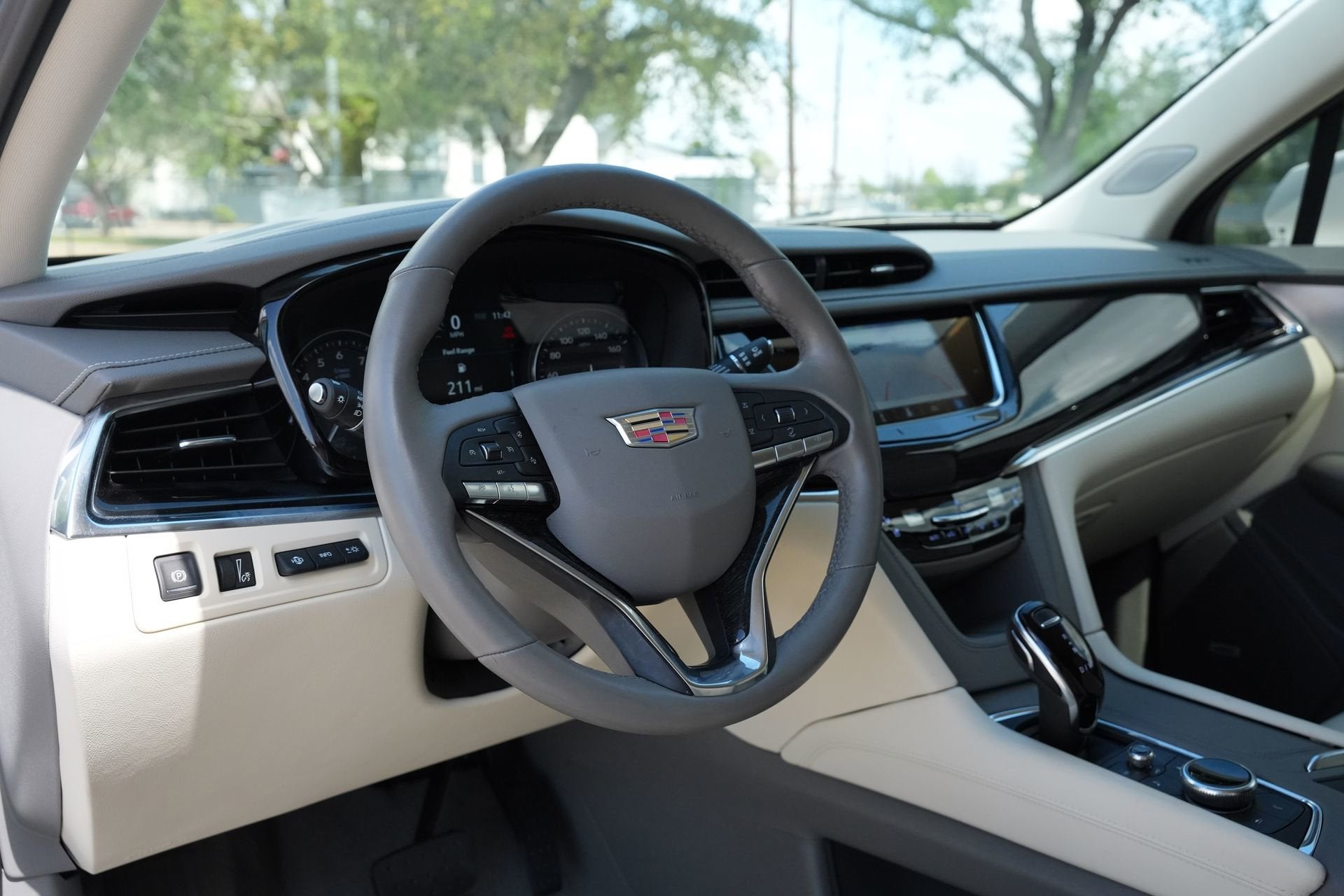 2023 Cadillac XT6 Premium Luxury