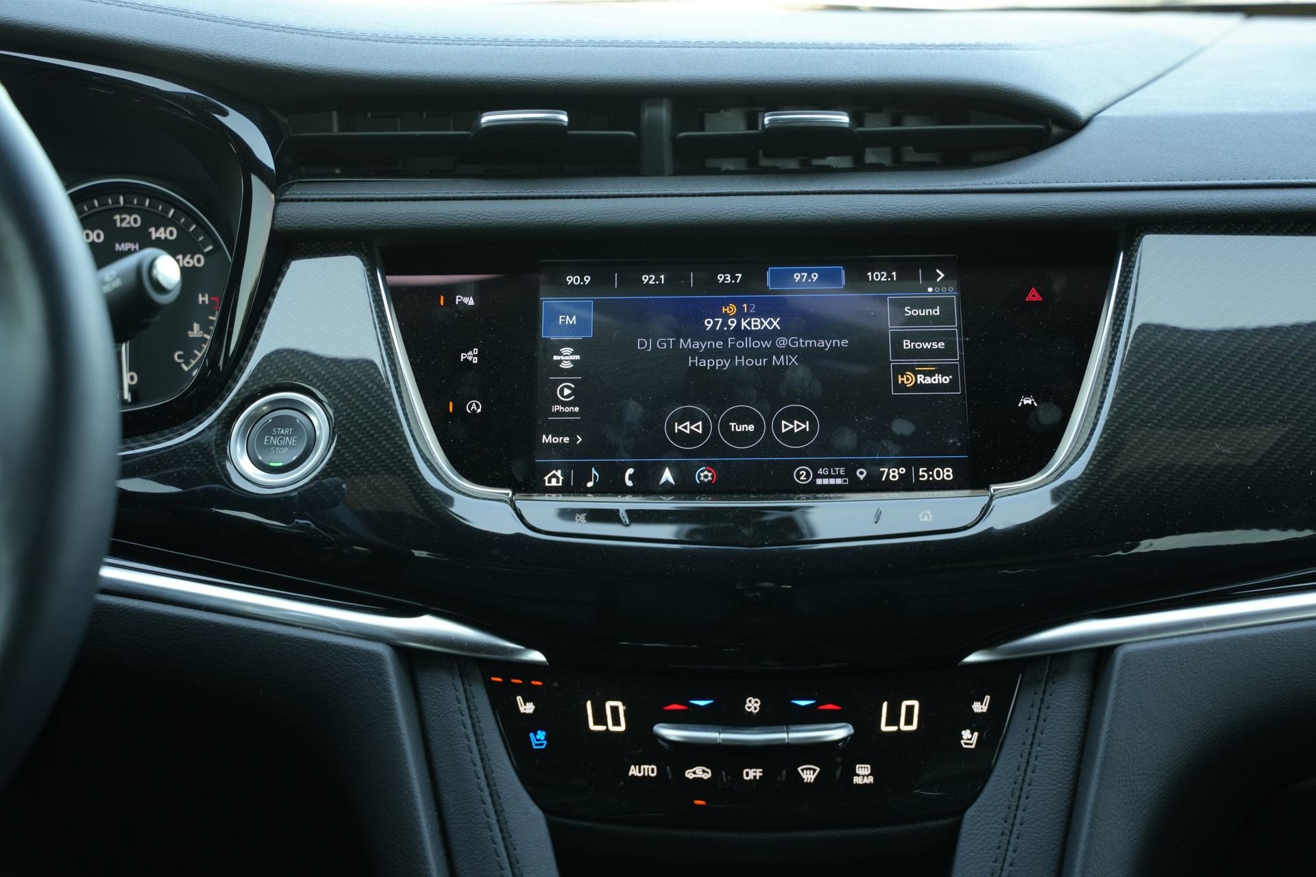2025 Cadillac XT6 Sport
