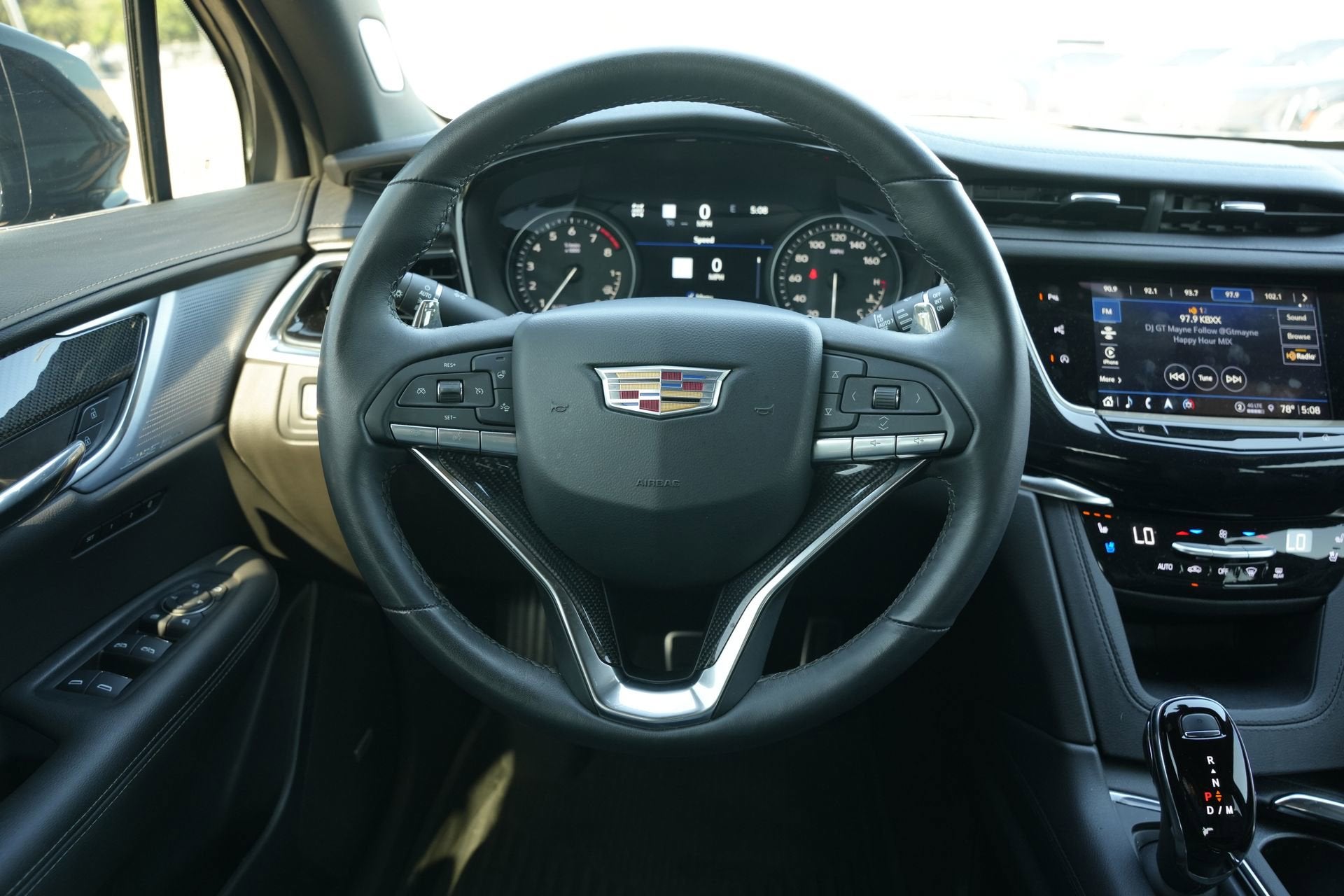 2025 Cadillac XT6 Sport
