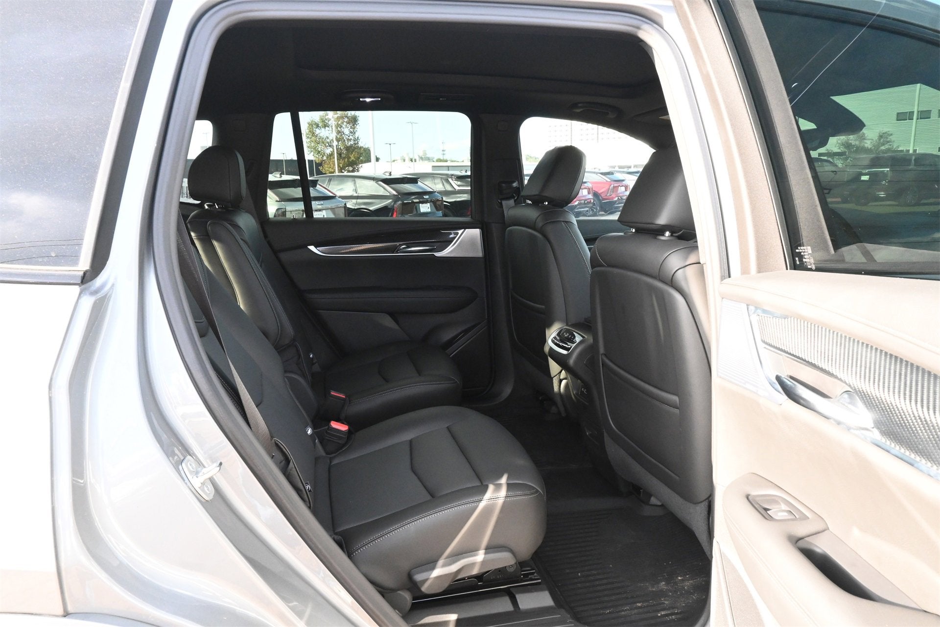 2025 Cadillac XT6 Sport