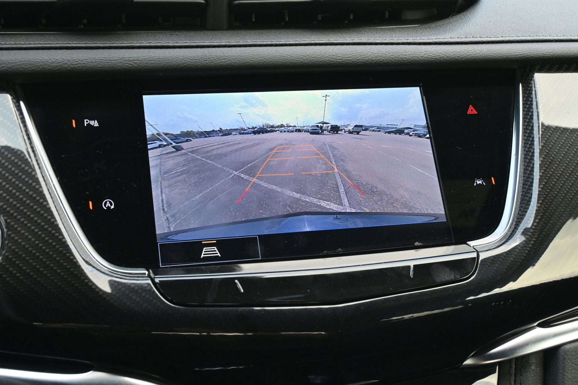 2025 Cadillac XT6 Sport