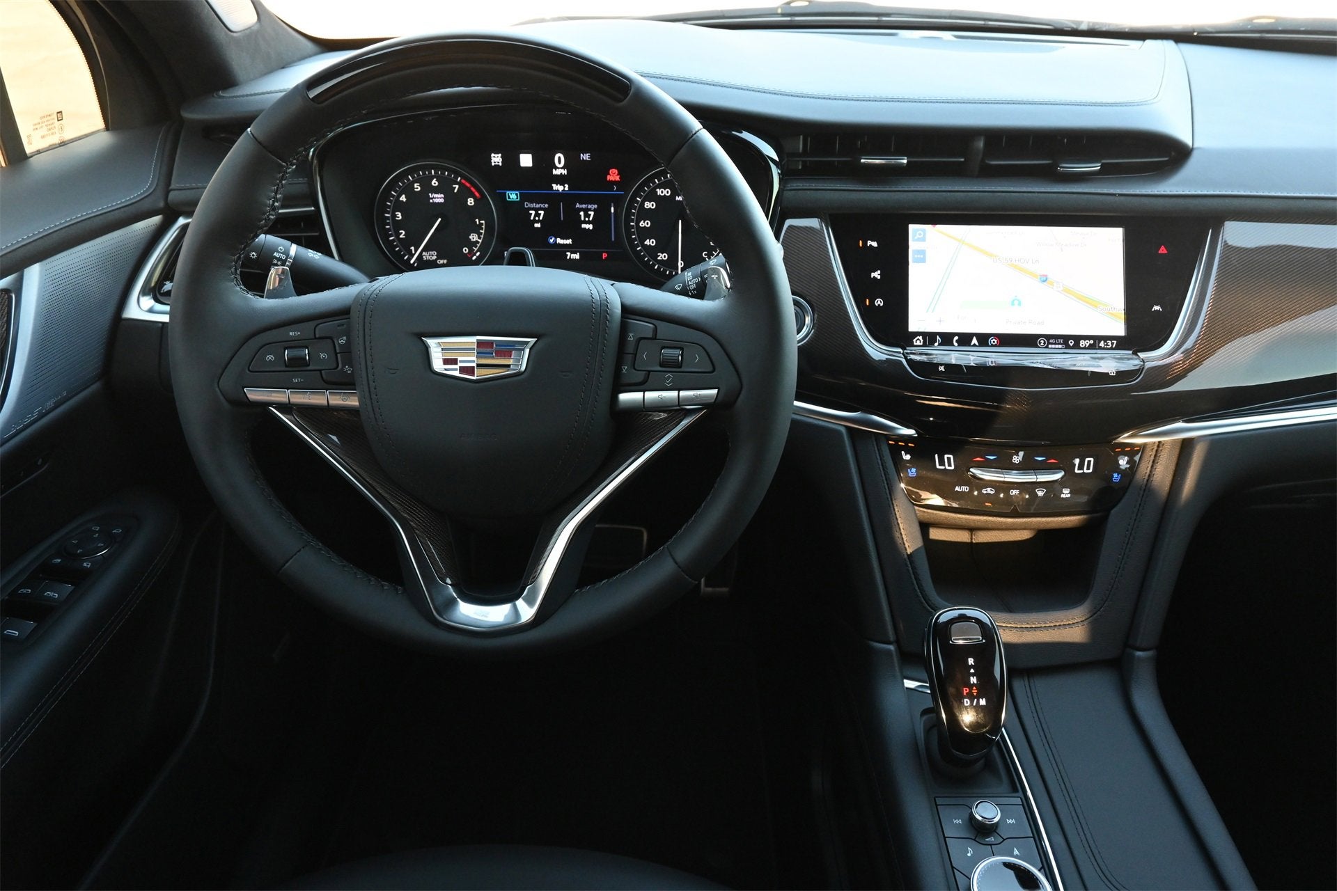 2025 Cadillac XT6 Sport