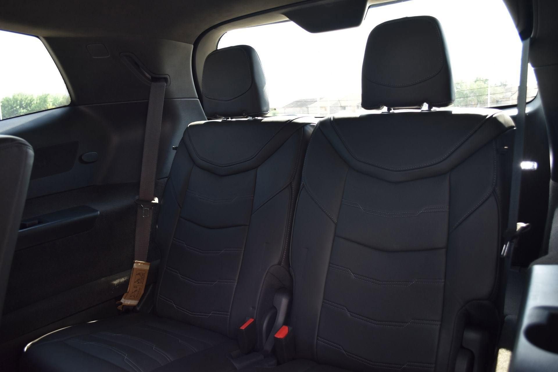 2025 Cadillac XT6 Sport