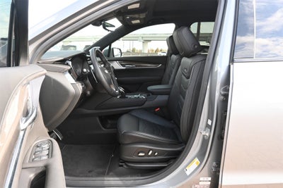 2025 Cadillac XT6 Sport