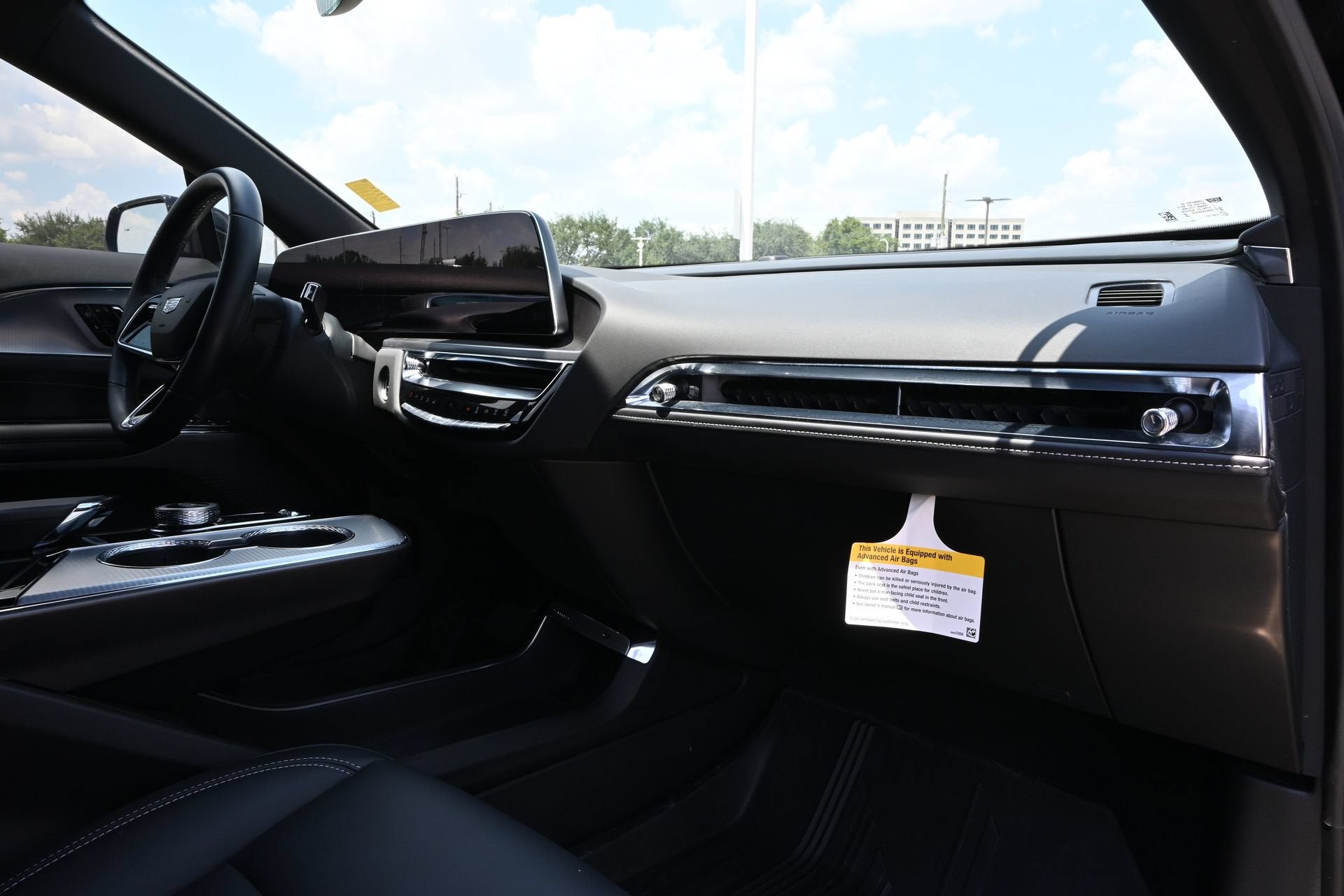 2024 Cadillac LYRIQ Tech