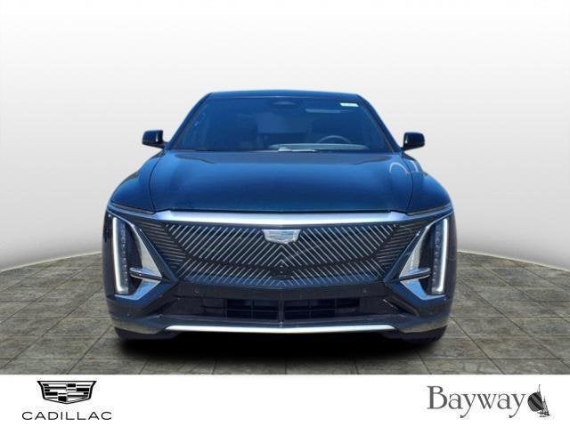 2025 Cadillac LYRIQ Luxury 1