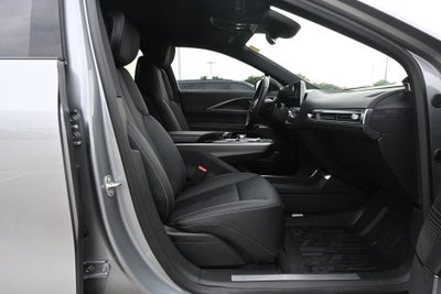 2025 Cadillac LYRIQ Luxury 1