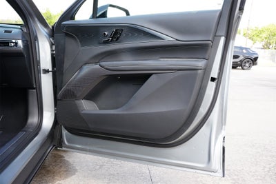 2025 Cadillac LYRIQ Luxury 1