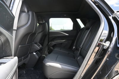 2025 Cadillac LYRIQ Luxury 1