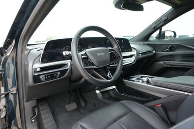 2024 Cadillac LYRIQ Luxury 1