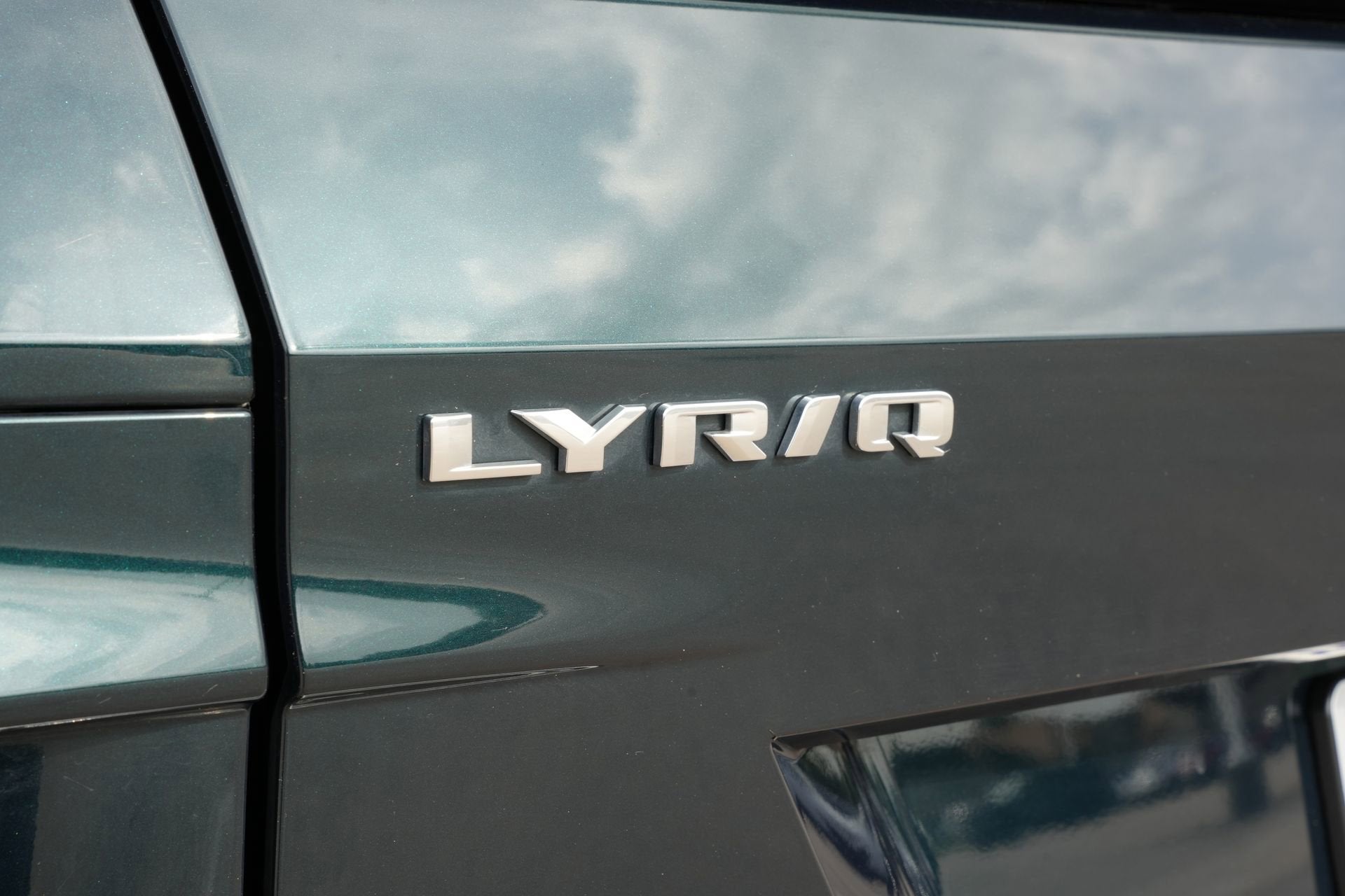 2024 Cadillac LYRIQ Luxury 1