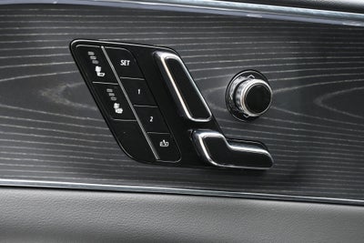 2024 Cadillac LYRIQ Luxury 1
