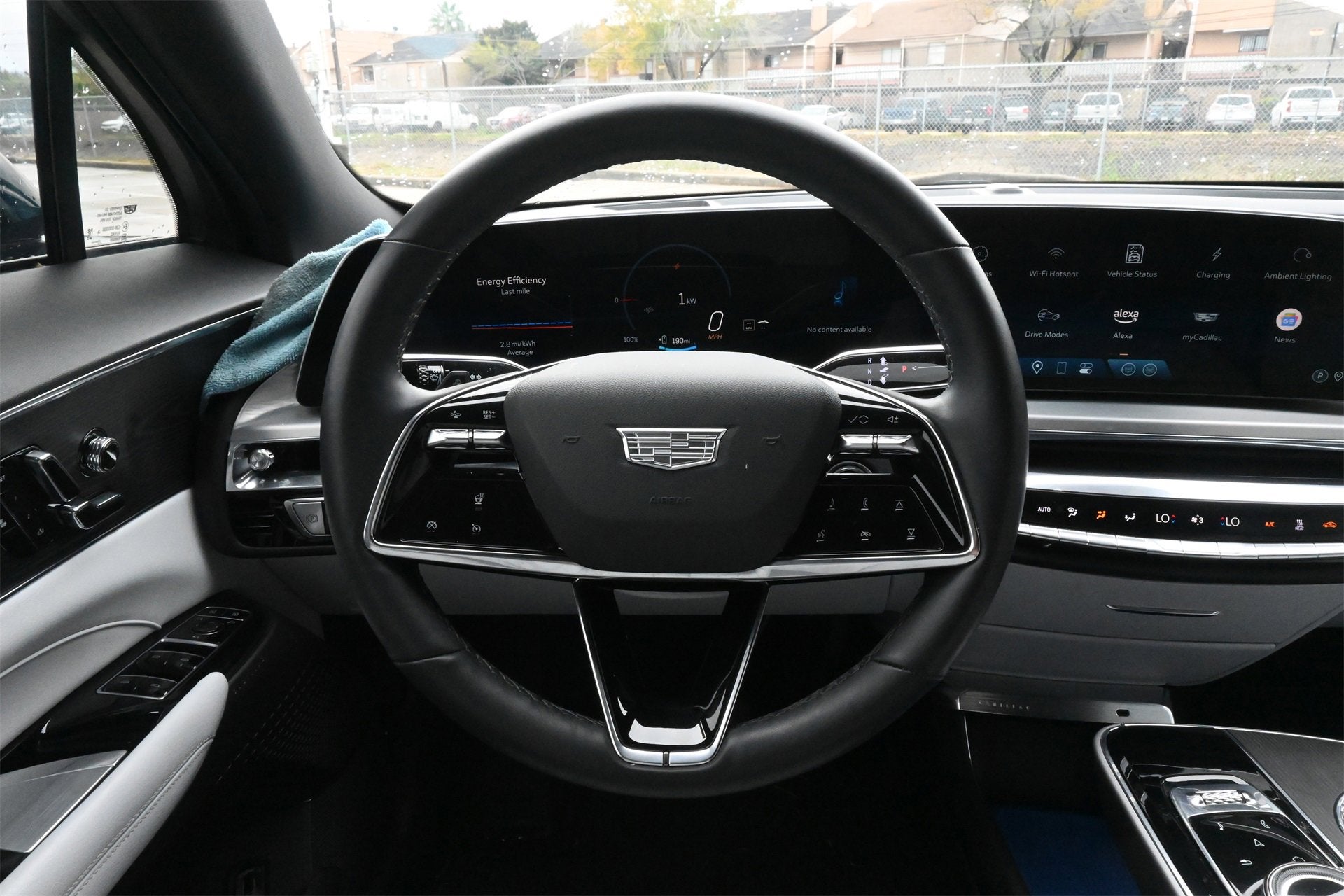 2024 Cadillac LYRIQ Luxury 1