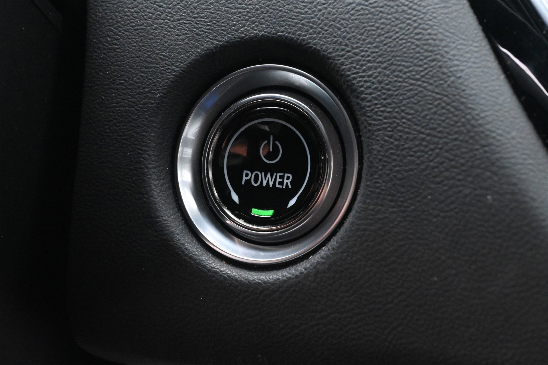 2024 Cadillac LYRIQ Luxury 1