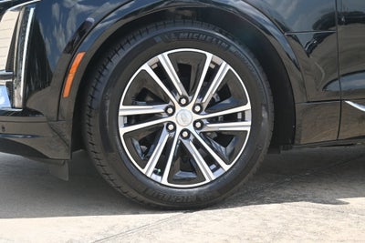 2024 Cadillac LYRIQ Luxury 1