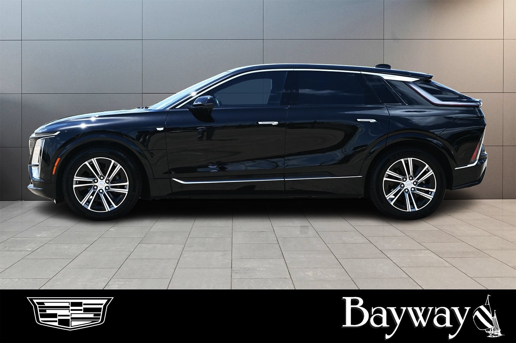 2024 Cadillac LYRIQ Luxury 1