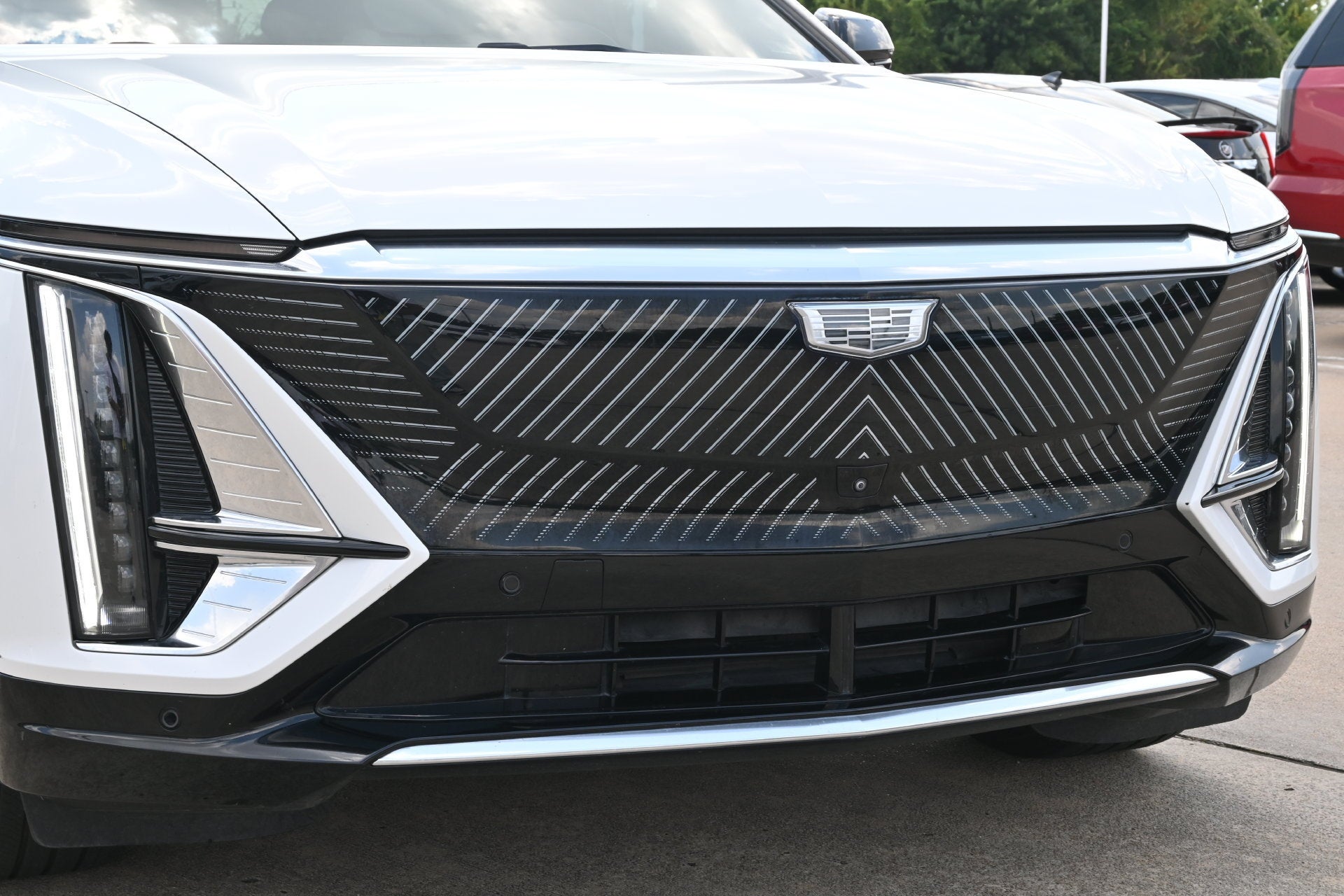 2024 Cadillac LYRIQ Luxury 1