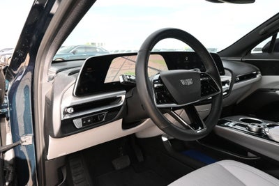 2024 Cadillac LYRIQ Luxury 1