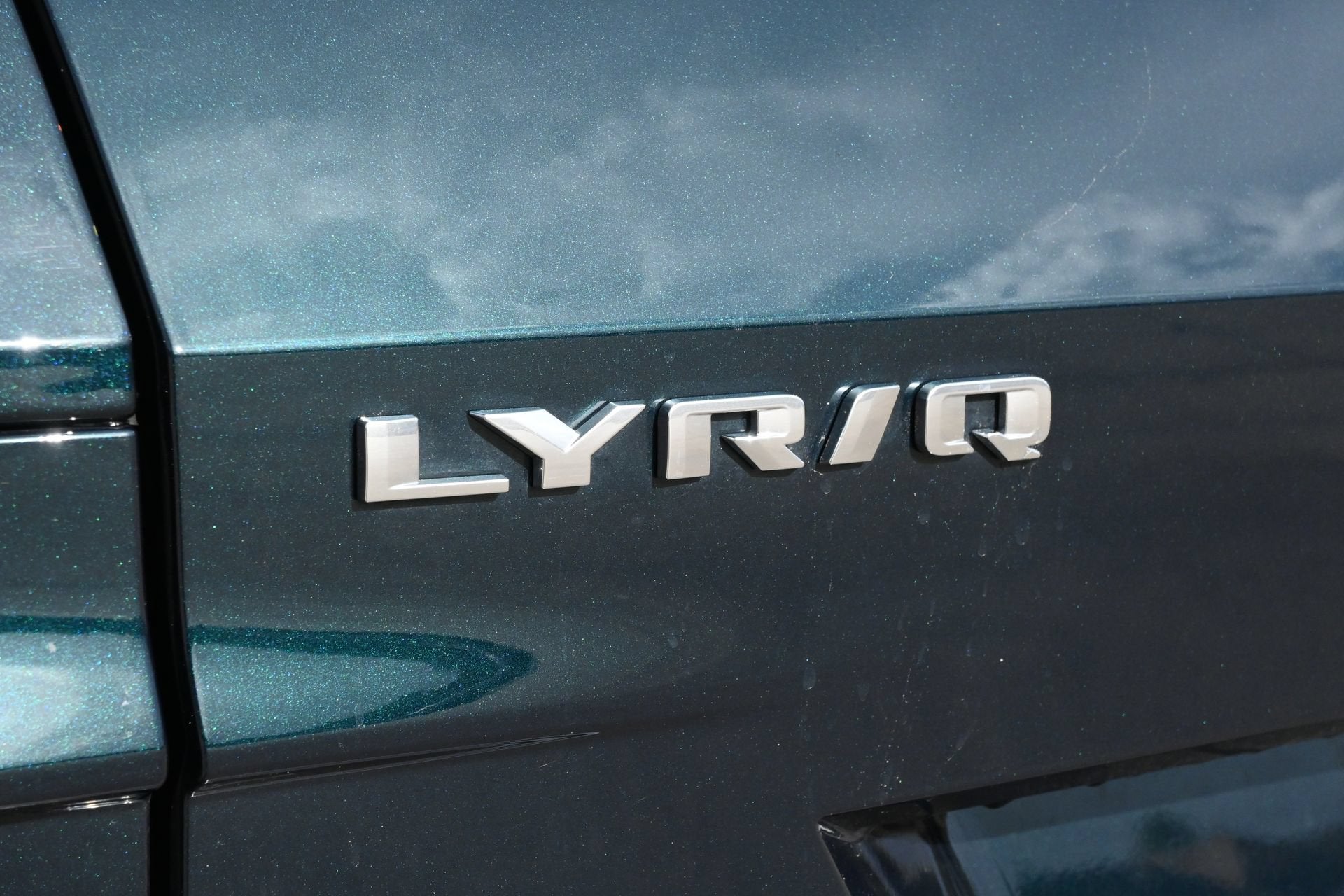 2024 Cadillac LYRIQ Luxury 1