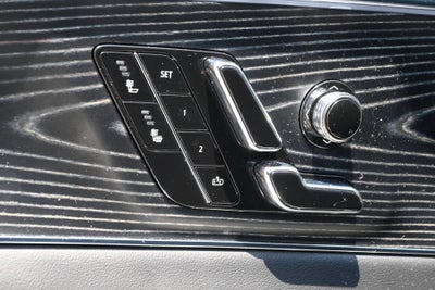 2024 Cadillac LYRIQ Luxury 1