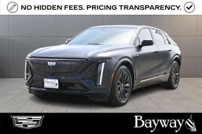 2024 Cadillac LYRIQ Luxury 1