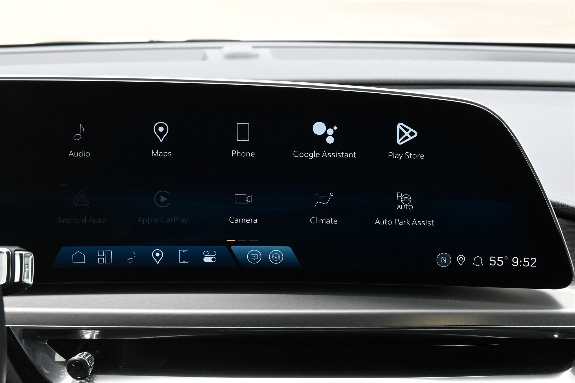 2024 Cadillac LYRIQ Luxury 2