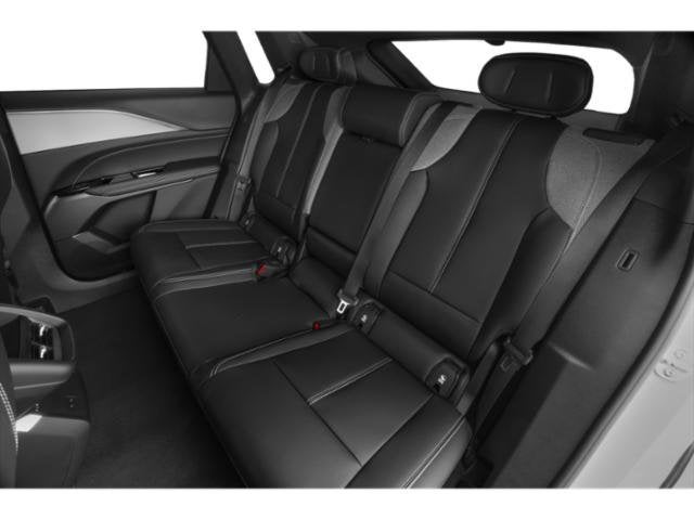 2025 Cadillac LYRIQ Luxury 2