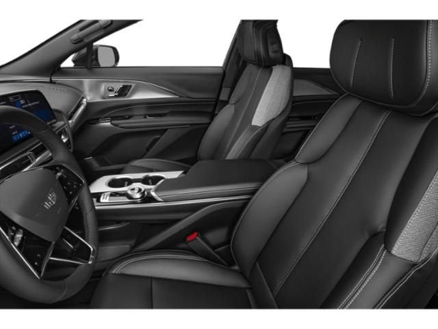 2024 Cadillac LYRIQ Luxury 2
