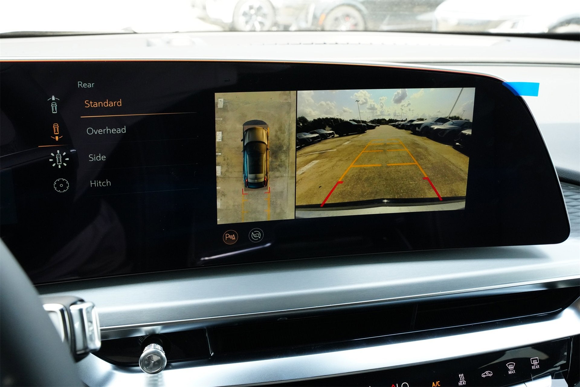 2025 Cadillac LYRIQ Sport 1