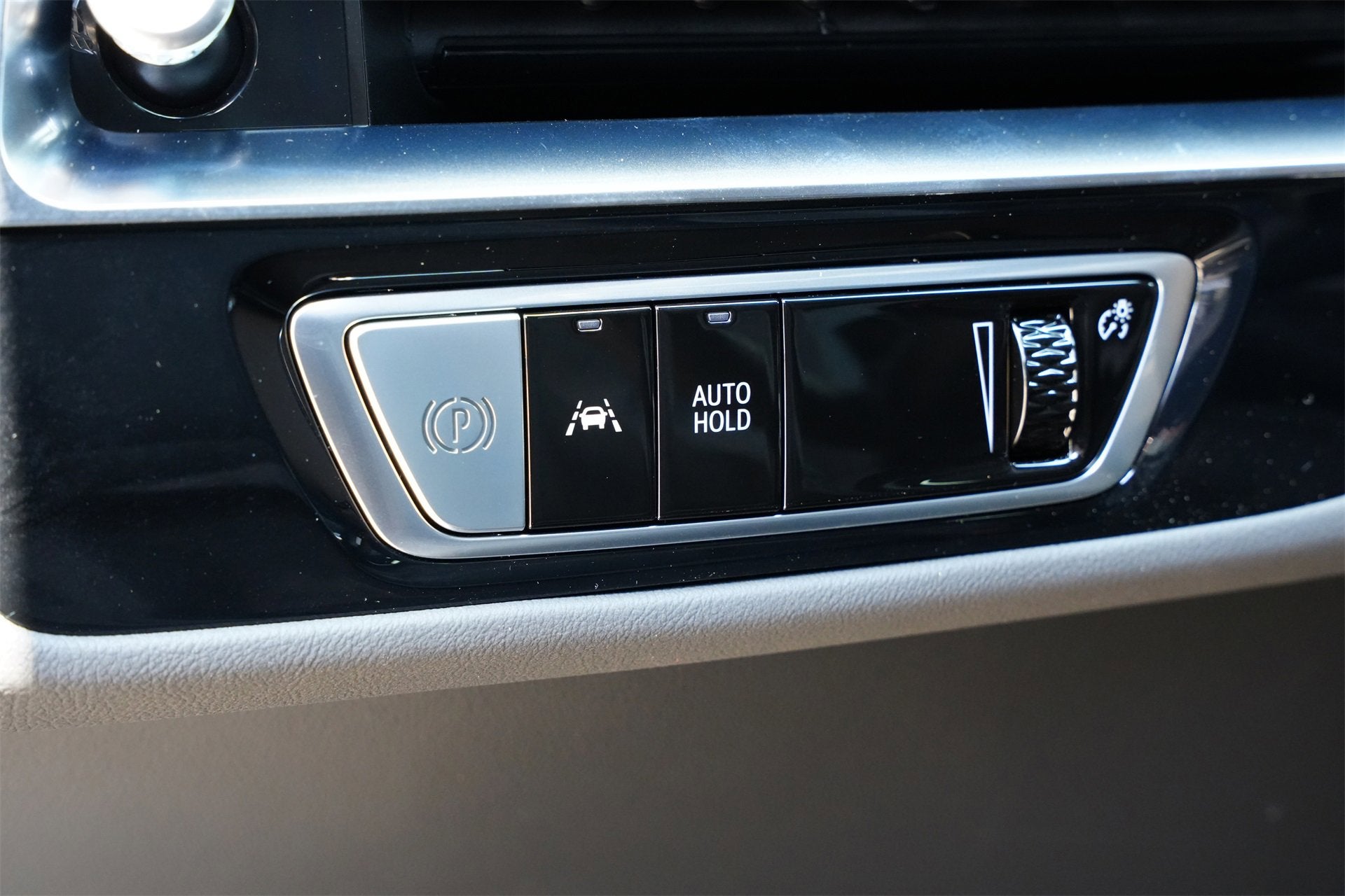 2025 Cadillac LYRIQ Sport 1