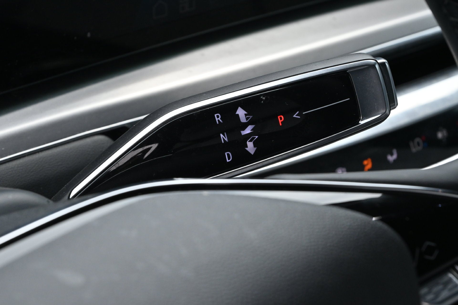 2024 Cadillac LYRIQ Sport 2